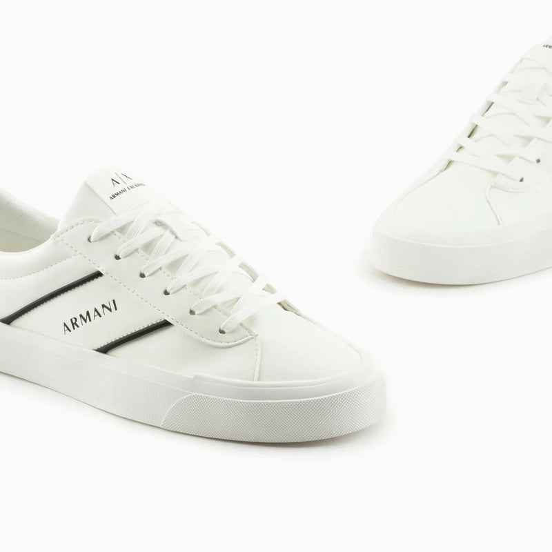 Armani Exchange Contrasting Logo Band Sneakers XUX165-XV758 K488 White