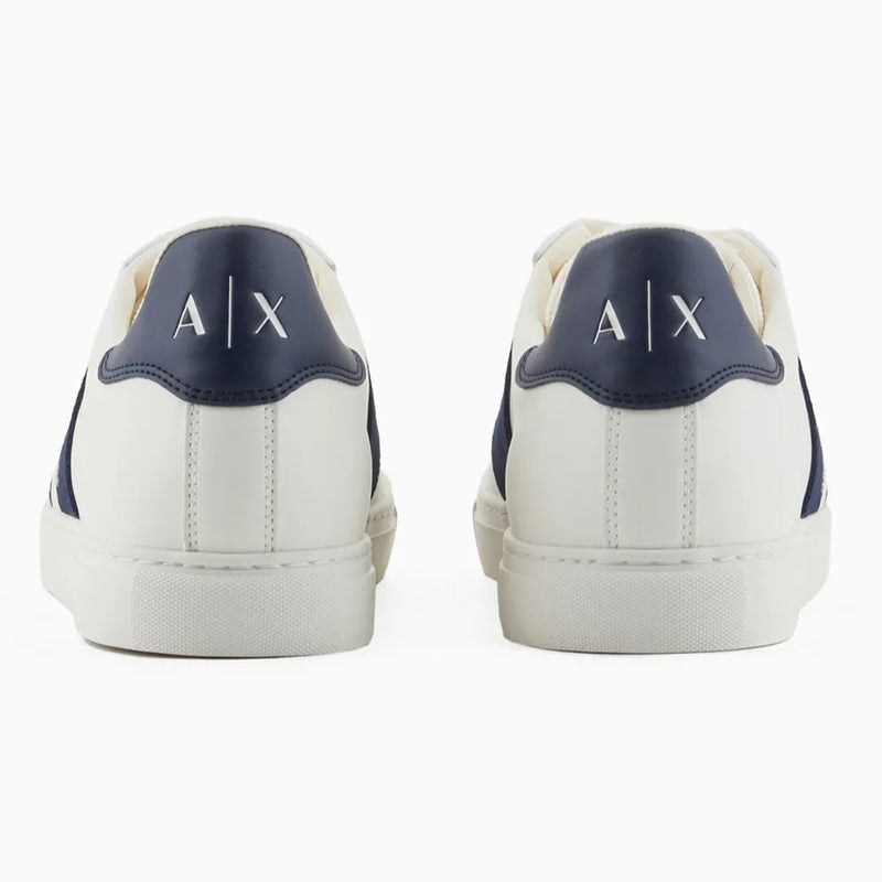 Armani Exchange Sneakers XUX173 XV666 N481 Off White / Navy